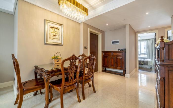 Gorgeous American style three bedroom 