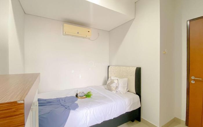 Comfort 2BR Royal Olive Residence By Travelio