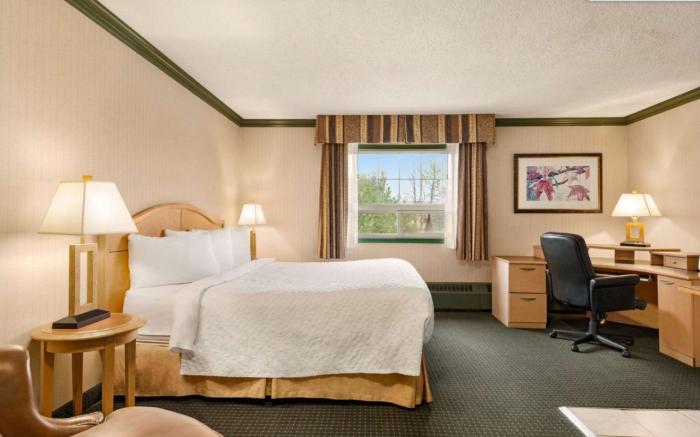 Ramada by Wyndham Dawson Creek