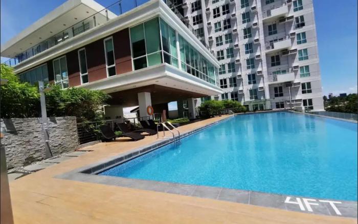 Feels Like Home Condos (Abreeza Place Tower 2) D
