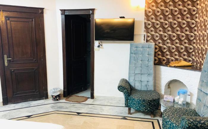 Grace Palace Guest House