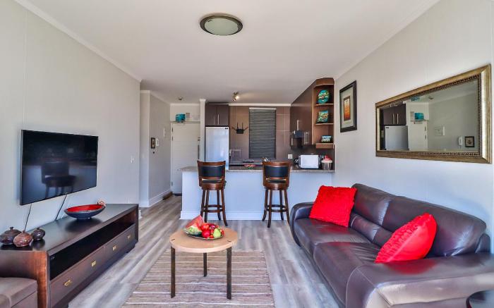 Quayside 1206 by CTHA