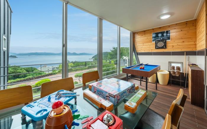 Yeosu falling in blue ocean view pension