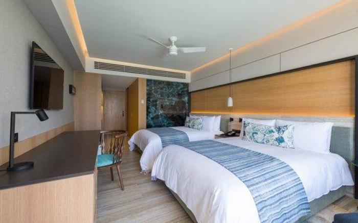 Renaissance Cancun Resort & Marina