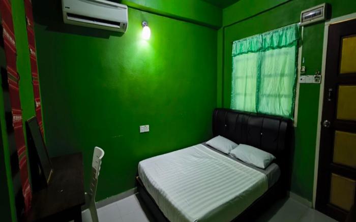 OYO 91012 Cenang Motel