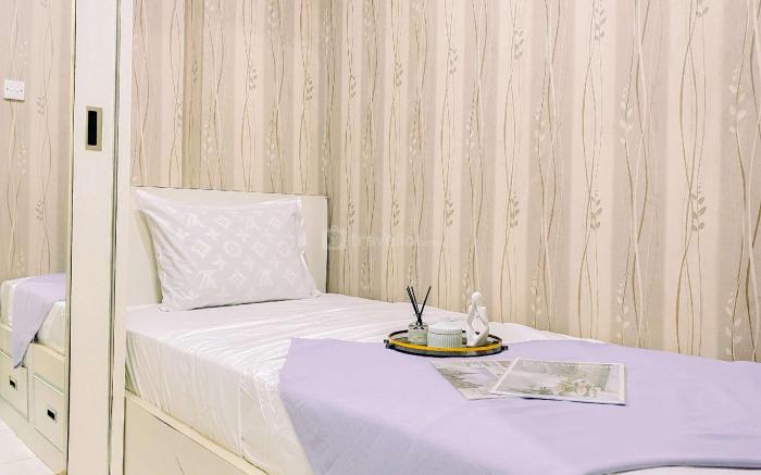 Comfort Living 2BR Apt Kebagusan City By Travelio