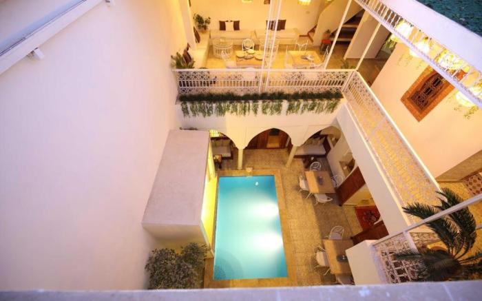 Riad Oum H&N 