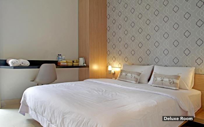 Plaza 54 Residence (Vaccinated Staff)