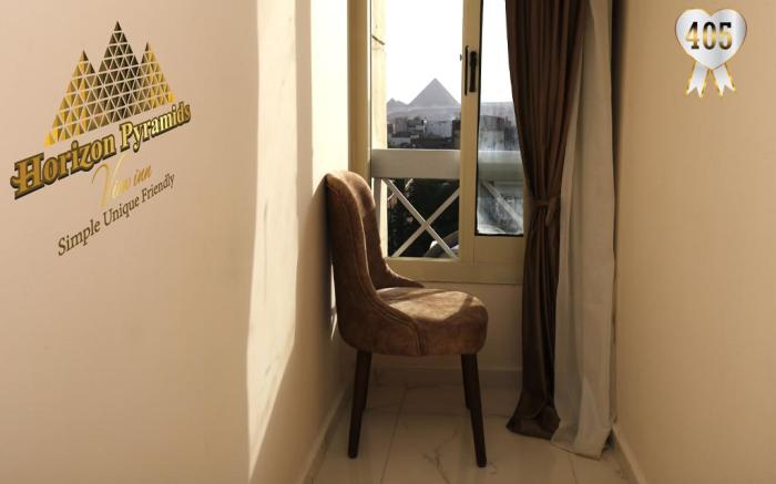 Horizon Pyramids View Inn