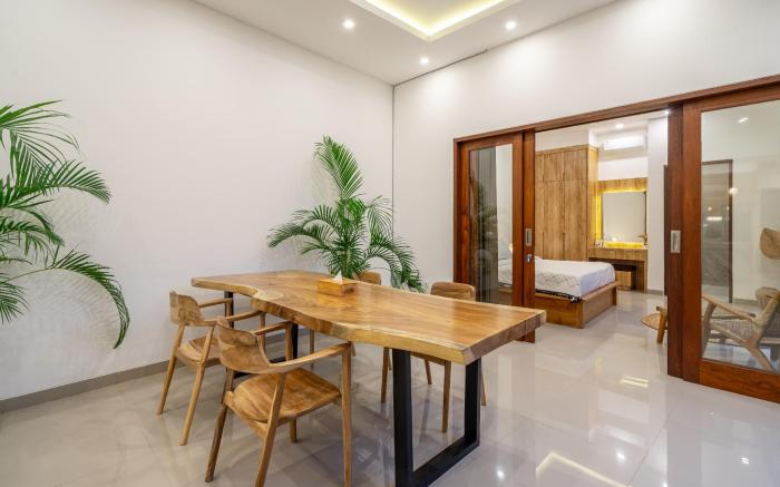 Sundaze 3- Canggu, Fresh and Brand New with Pool!