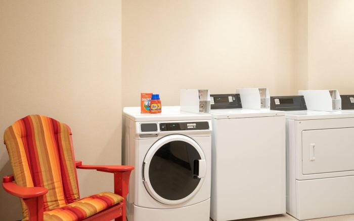 Home2 Suites by Hilton Woodland Hills 