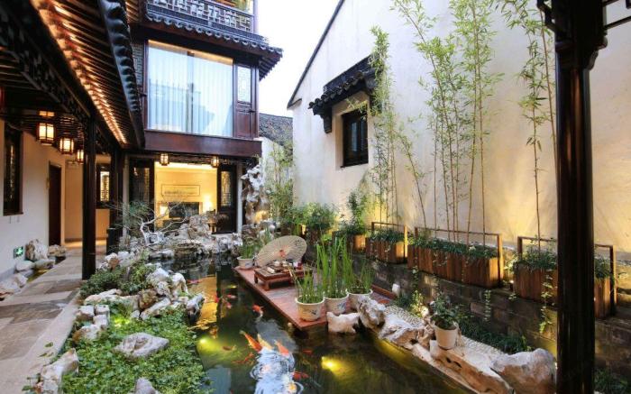 Floral Tongli Ancient Town Jianyuan Inn
