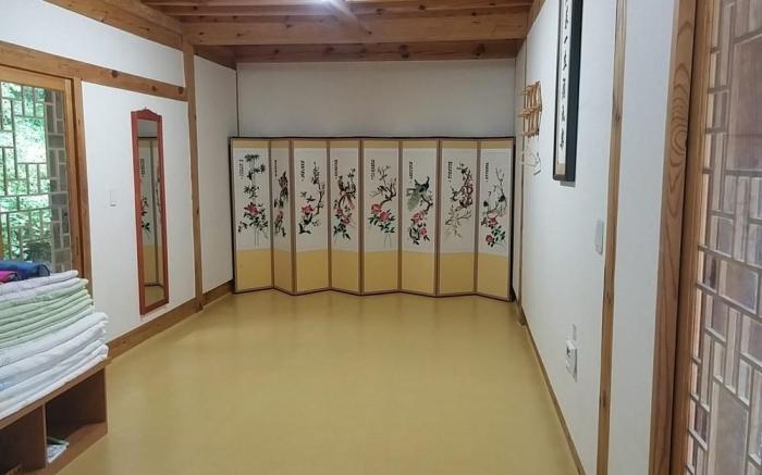 Wangsangol Hanok Pension