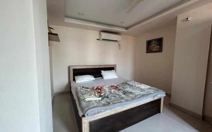 Kashi Homestay Sigra