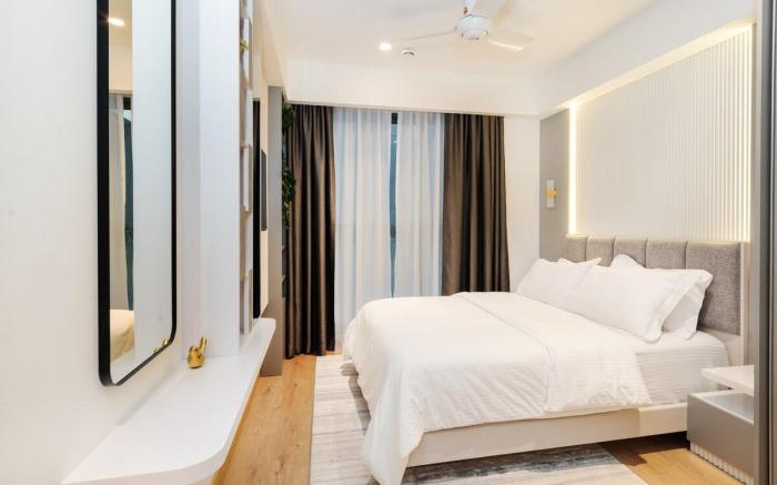Aira Suites