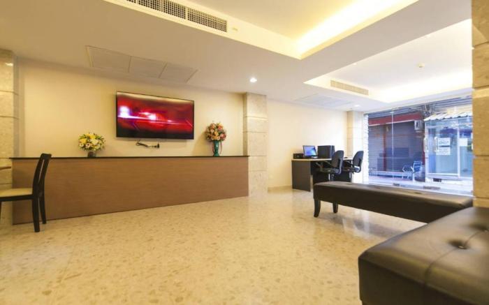 GATEWAY HOTEL PRATUNAM