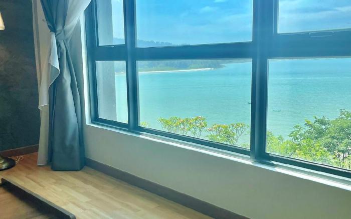 Modern 2 bedroom seaview @ Imperium Residence