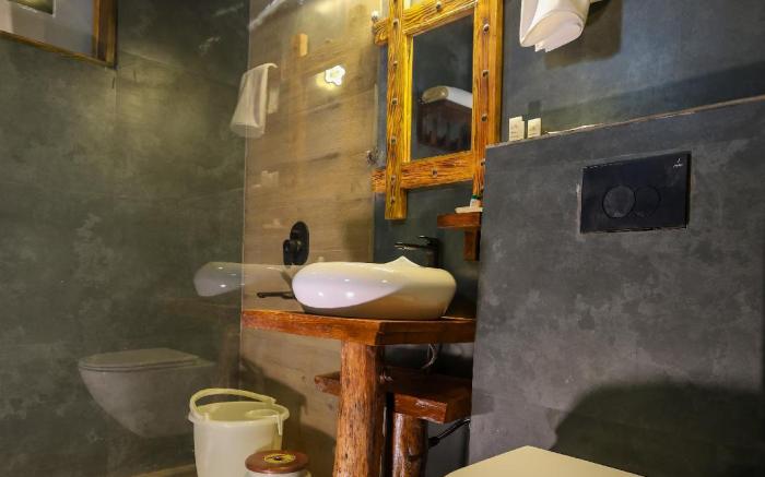 Koro Treehouse Resort