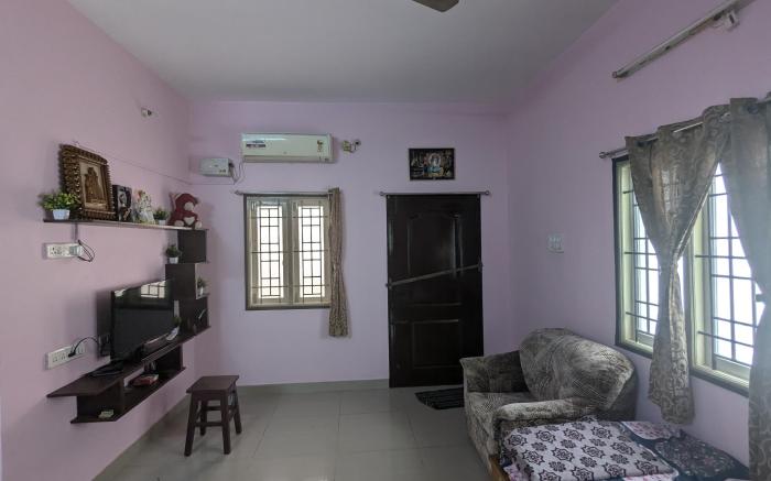 Malar Nest - Service Apartment 