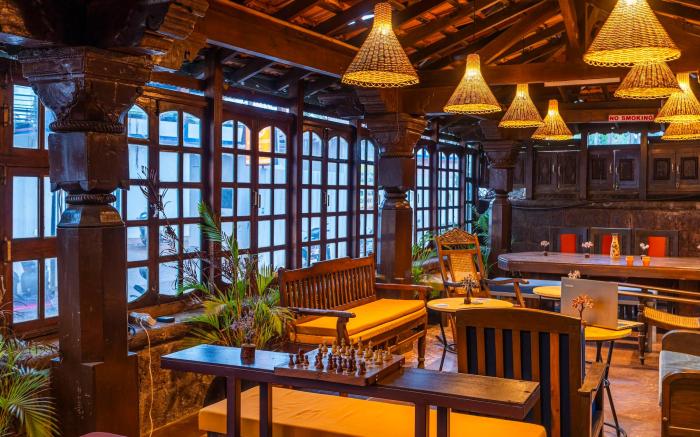 Madpackers Goa Anjuna - Bunks, Rooms, Community