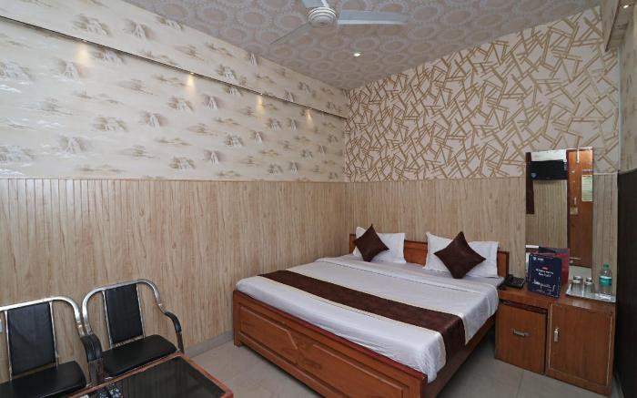 Hotel O YB Continental