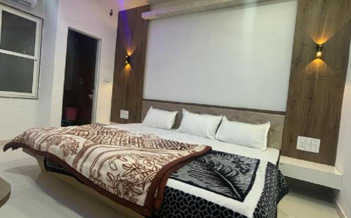 Hotel SHREE SANWARIYA AND RESTAURANT