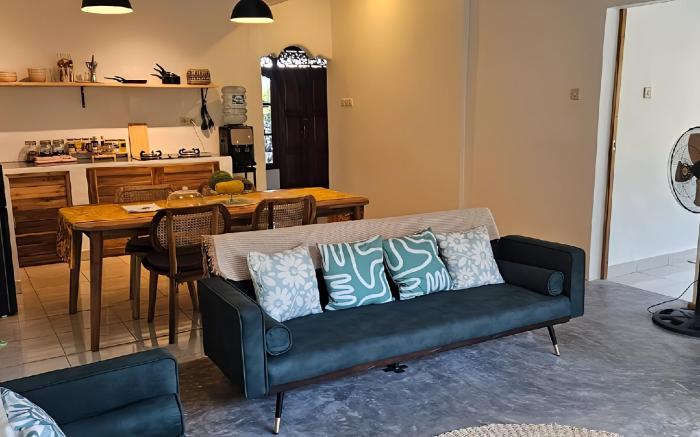 Little  Munduk, full private villa