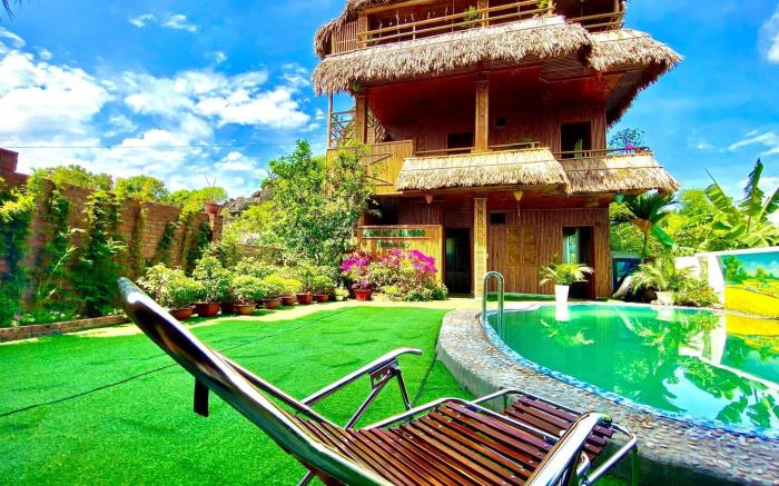 Hang Mua Bamboo Homestay