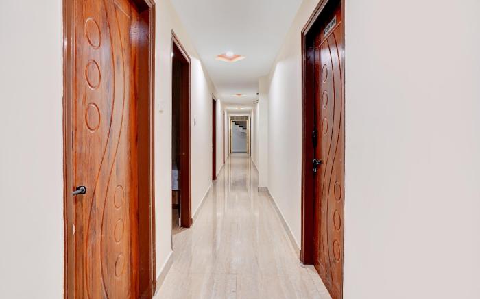Hotel O CM RESIDENCY