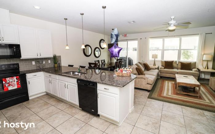 Amazing 4 bedroom house near Disney