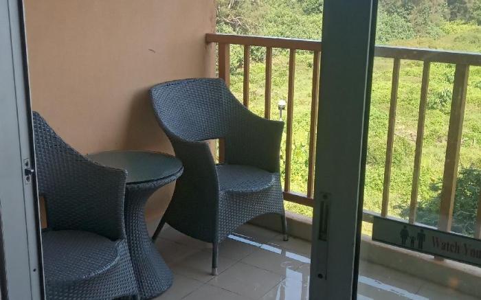 Sunset studio apartment at goldcoast morib 