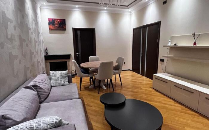 Modern 2BR Cozy Haven on Nizami St with a Balcony