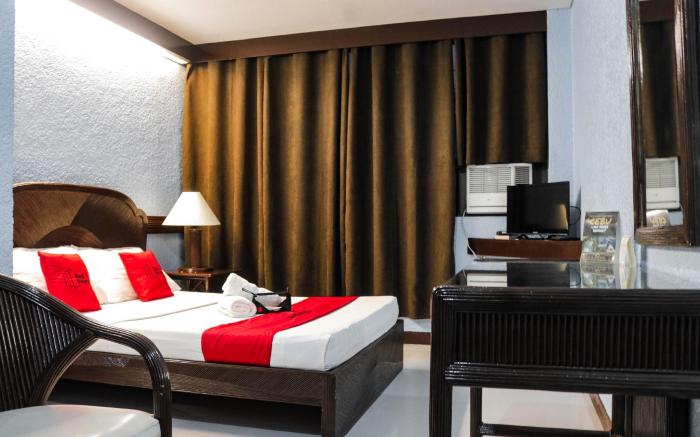 RedDoorz @ Junquera Extension Cebu