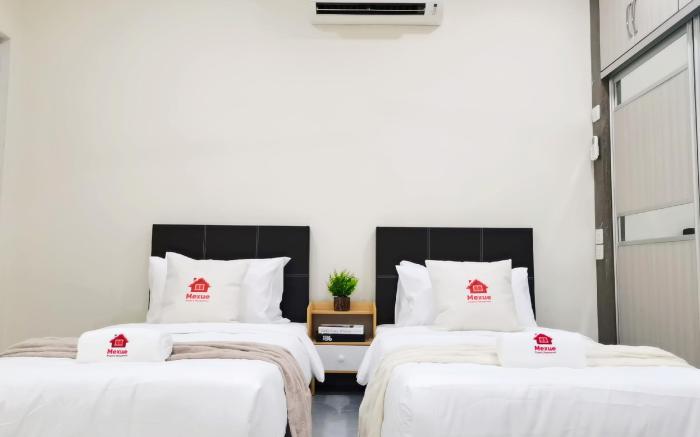 20Pax Town Centre Corner Lot, Near SKT Ballroom