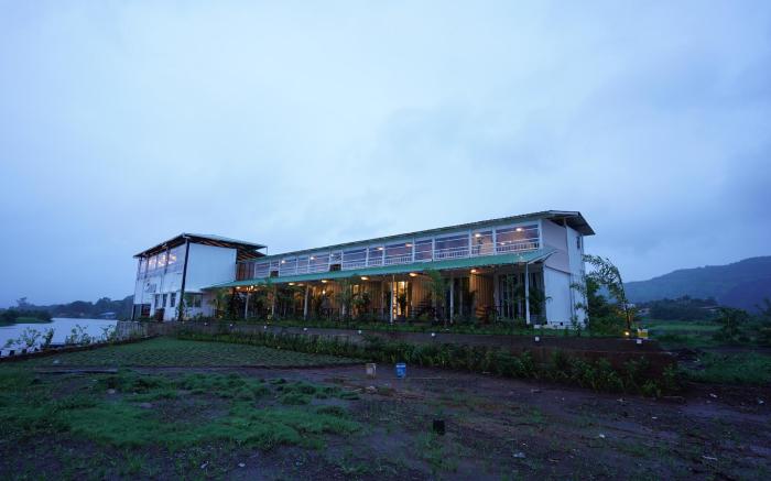 The Boat Club