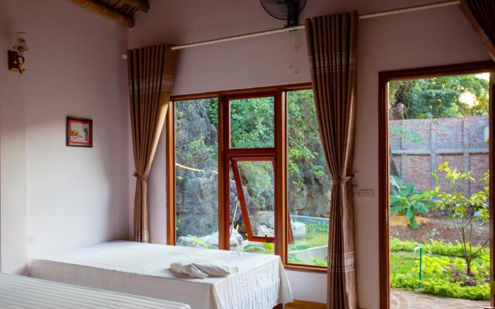 Tam Coc Mountain Bungalow