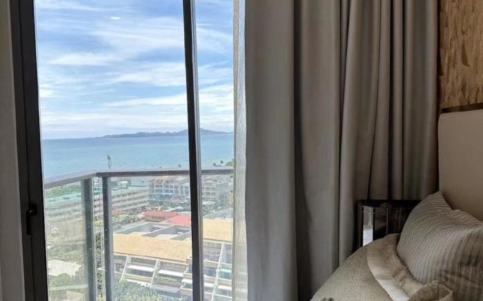 Pattaya Premium Seaview Apartment Copacabana, Stunning High-Level View with Infinity Pool