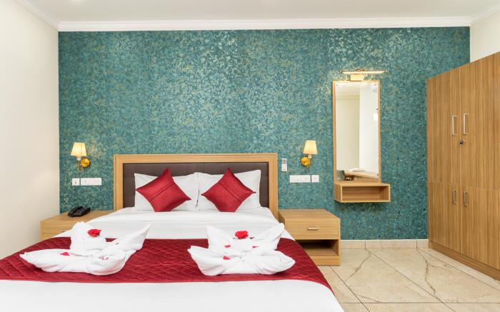 ESAA Airport Hotel Kochi