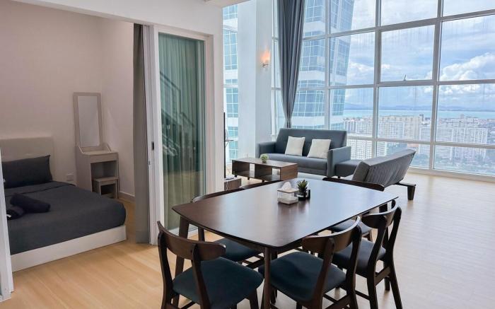 Seaside Escape: Modern Loft Maritime Suite【海景阁楼】