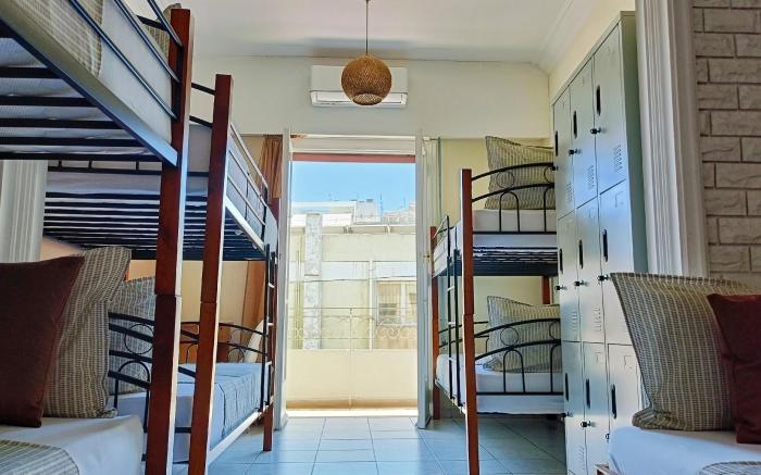 Athens Central Station Shared Home