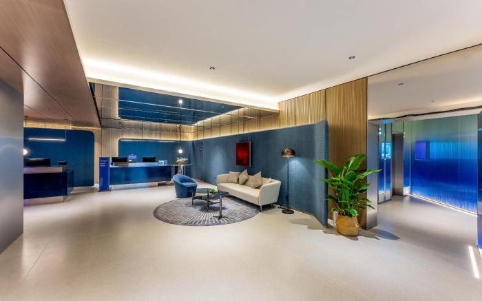 Holiday Inn Express Shanghai Jing'an Temple By IHG