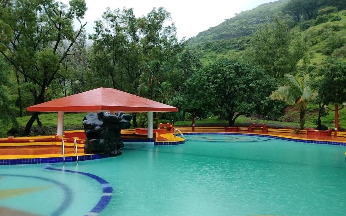 GOLDEN RESORT IGATPURI