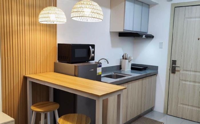 Aesthetic 1 Bedroom w/ Balcony