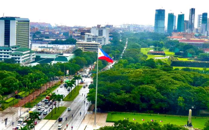 Eton BayPark Manila  Studio Tripleview Condominium