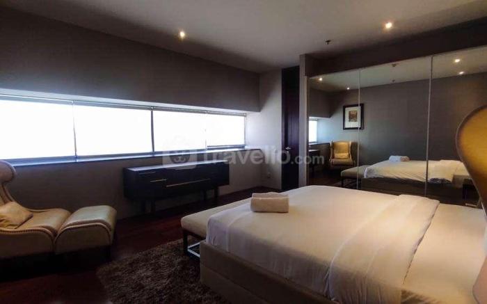 Apartment 3BR at Sumatra36 Surabaya By Travelio