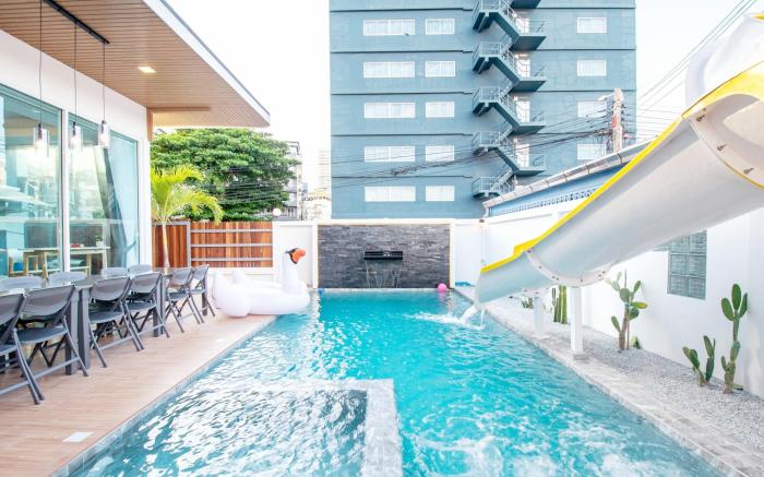 One point poolvilla