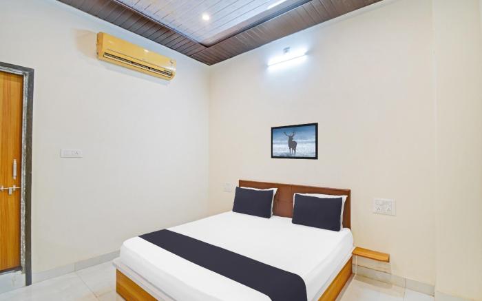 Hotel O Gokul Palace