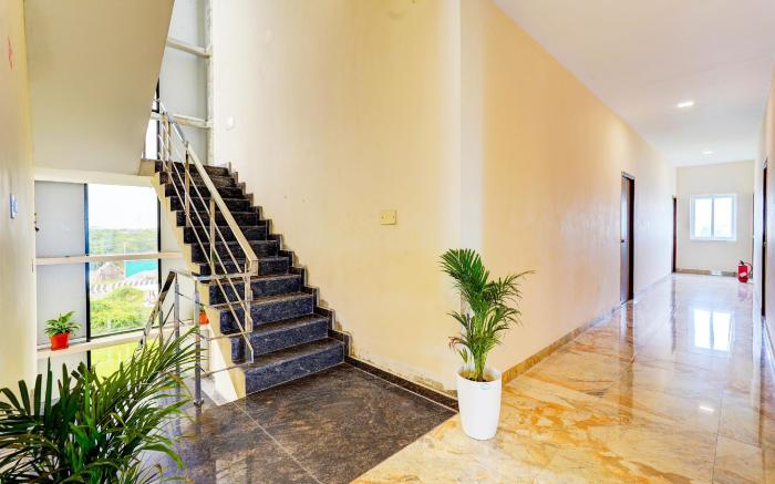 Super Hotel O Sriperambadhur formerly Radha Residency