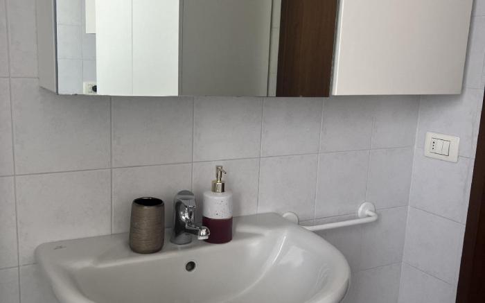 Arryanna Apartment