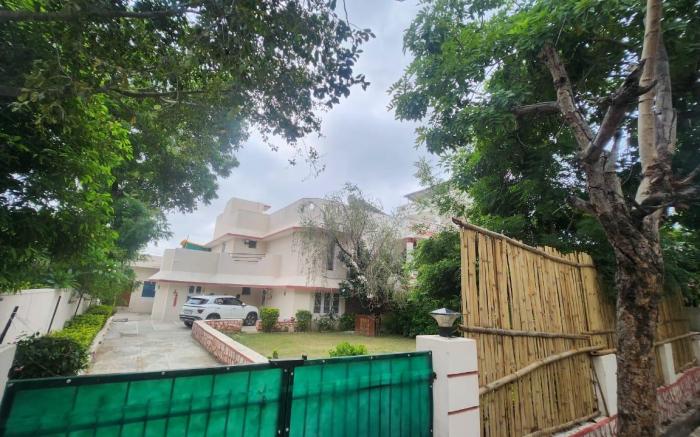The Bollywood Villa
